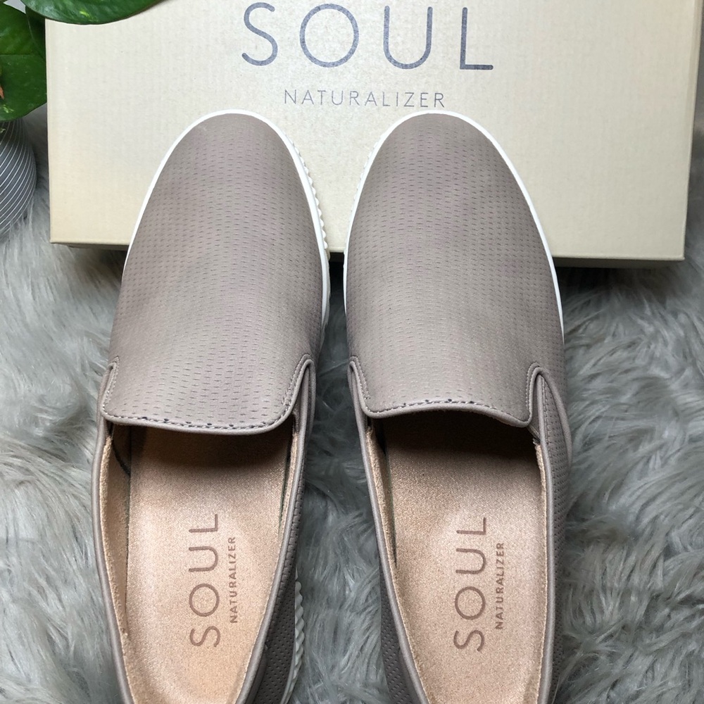 SOUL Naturalizer Platform SlipOn Sneakers - Picture 5 of 6